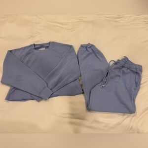 Abercrombie Cropped Cutoff Crew Sweatshirt & Sweatpants Set in Light Lavender